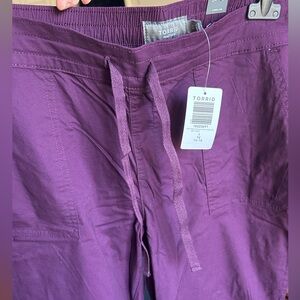 Torrid front tie pull on poplin pants. Purple. Torrid size 1 (1X 14-16).